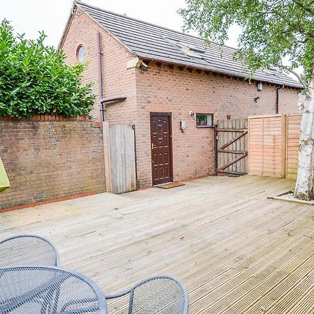 Ayuda House Altrincham Exterior foto